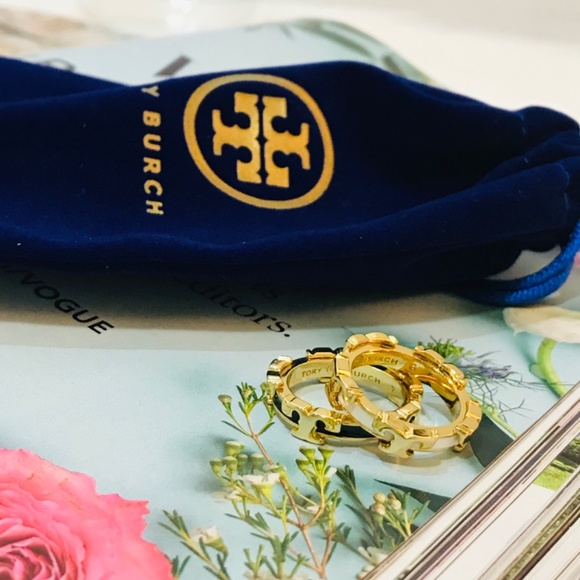 Tory Burch T-Serif Ring - Picture 6 of 6